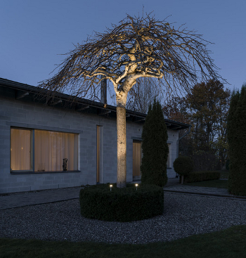 Pihapiirivalaisin Monza - Image 2